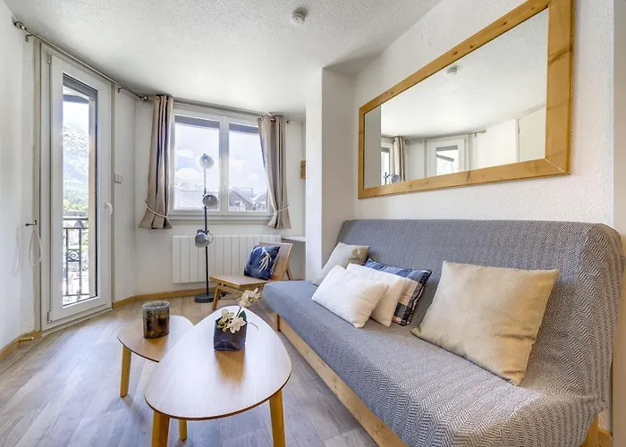 Bouquetin - Cosy 2pax Centre Vue Parking Gare Routiere Apartment *